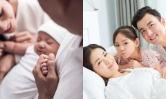 Địa phương nào áp dụng chính sách khen thưởng hiện vật cho phụ nữ sinh đủ 2 con trước 35 tuổi?