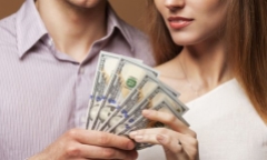 Tưởng cưới được chồng giàu có, cô gái bàng hoàng phát hiện rơi vào bẫy của tên lừa đảo