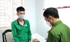 Tài xế Grab mua bán trái phép tài khoản ngân hàng, tiếp tay kẻ lừa đảo