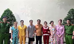 Từ 2 quán karaoke môi giới mại dâm, lộ đường dây cá độ bóng đá, 26 bị can bị khởi tố