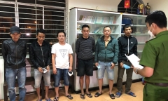 Đà Nẵng: Nhóm 