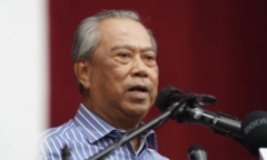 Cựu Thủ tướng Malaysia bị thẩm vấn vì trao hợp đồng chính phủ cho người nhà