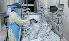 Sốt cao và phát ban khắp người, bé 6 tuổi mắc bệnh nguy hiểm