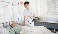 Quảng Ninh: Hai người đàn ông sốc nhiệt, suy thận cấp sau khi chạy marathon