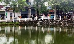 Điều tra vụ thi thể người đàn ông 32 tuổi nổi trên hồ điều hòa ở Hà Nội