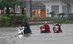 Còn hơn 12.000 nhà bị ngập, thiệt hại khoảng trên 8.720 tỷ đồng