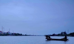 Vụ nam thanh niên ôm ba lô chứa kỷ vật của người yêu nhảy cầu Lạc Quần tự tử: Tìm thấy thi thể