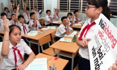 Bộ trưởng Nguyễn Kim Sơn: Đọc chép văn mẫu rất tai hại, sẽ chấm dứt để giảm dạy thêm