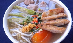 Thay đổi thực đơn gia đình bằng món canh chua cá thác lác thơm ngon nức mũi, ngửi thôi đã thèm