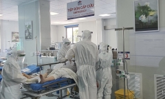 Việt Nam nghiên cứu đưa COVID-19 khỏi danh sách bệnh đặc biệt nguy hiểm