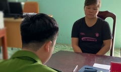 Khởi tố người phụ nữ cắn tay cảnh sát giao thông ở Thanh Hóa