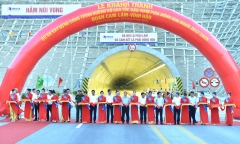 Khánh thành thêm 2 dự án cao tốc trên tuyến đường huyết mạch