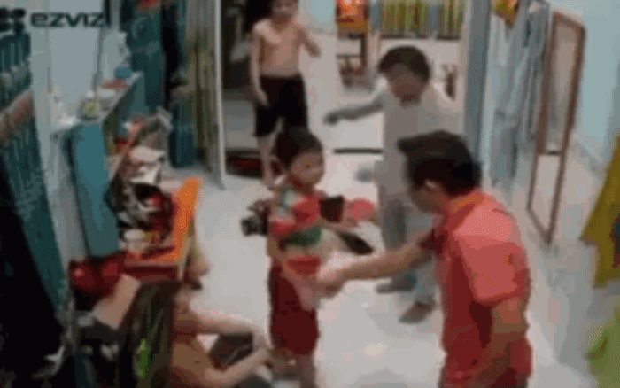Vụ clip 2 người đàn ông xông vào nhà đánh dã man một phụ nữ góa chồng: Diễn biến mới nhất