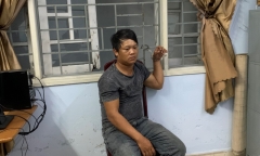 Người đàn ông 32 tuổi dùng kéo đâm chết bạn nhậu