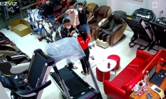 Vụ chủ quán massage bị nhóm thanh niên hành hung: Mâu thuẫn trong kinh doanh
