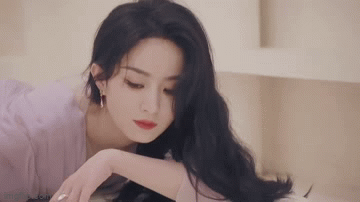 Vẻ đẹp yêu kiều của Triệu Lệ Dĩnh trong bộ ảnh mới