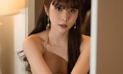 Hoa hậu Huỳnh Vy hóa vũ công ballet, khoe thân hình “đồng hồ cát” đón tuổi mới