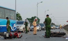 Hai tài xế xe máy tử vong tại chỗ sau cú va chạm trên quốc lộ 1A