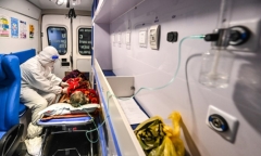 Hà Nội: Hơn 800 nhân viên y tế nghỉ việc, chuyển công tác