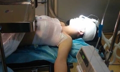Nhìn lại vụ nổ ngực đền hàng trăm triệu ở VN