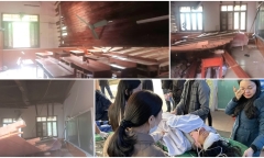 Vụ sập trần gỗ lớp học ở Nghệ An, nhiều học sinh bị thương:  Giật mình cảnh hiện trường đổ nát