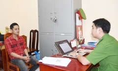 Triệu tập 3 người trong vụ chặn và đập kính xe cấp cứu ở Trà Vinh