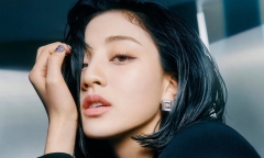 Jihyo (TWICE) công bố danh sách bài hát trong album solo đầu tay