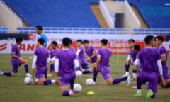 HLV Park Hang-seo chơi bóng ma trước đại chiến Indonesia