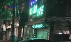 Quán karaoke ở Hà Nội tổ chức cho dân chơi 