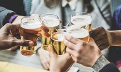Uống nửa lít rượu mỗi ngày, người đàn ông nhập viện vì xuất huyết tiêu hóa lần thứ 9