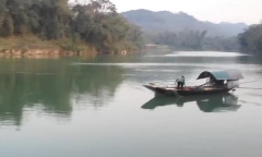 Phát hiện thi thể bé trai 9 tuổi trên sông Ngàn Sâu