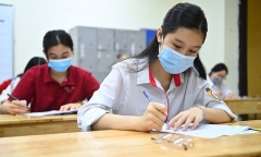 Kỳ thi vào lớp 10 THPT ở Hà Nội: Đang dự thi bị ốm, có được xét tuyển?