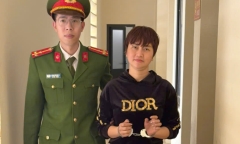 Bắt người phụ nữ giả chết suốt 5 năm để chiếm đoạt hơn 1,2 tỷ đồng tiền bảo hiểm Bắt người phụ nữ giả chết suốt 5 năm để chiếm đoạt hơn 1,2 tỷ đồng tiền bảo hiểm