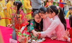 Nhiều trường học