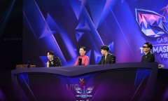 Tập 2 The Masked Singer Vietnam – Ca Sĩ Mặt Nạ: Trúc Nhân “xỉu ngang” khi được Hươu Thần thả thính