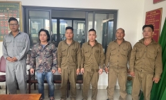 Bắt nhóm đối tượng cưỡng đoạt tài sản cửa hàng mắt kính ở TP.HCM