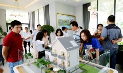 Người trẻ thu nhập trên 30 triệu đồng hàng tháng mới có thể mua nhà ở TP.HCM
