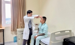 Tin tức đời sống 17/10:  Cứu sống người đàn ông đột quỵ khi đang đá bóng