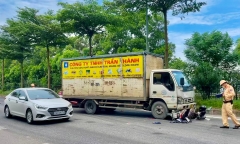 Tin tức tai nạn giao thông mới nhất ngày 24/9: Thiếu niên đi xe máy điện gây tai nạn, một người chết