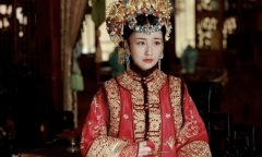 Nữ nhân duy nhất được mặc long bào khi chôn cất trong lịch sử Trung Quốc