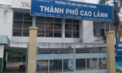 Đồng Tháp: Thầy giáo để lộ clip nhạy cảm khi dạy trực tuyến