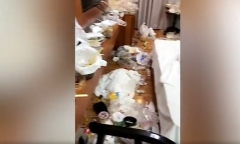 Vị khách để lại 'núi rác' sau một tháng ở khách sạn khiến nhân viên dọn phòng 'sốc' nặng