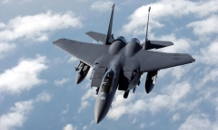 Mỹ điều tiêm kích F-15 bắn rơi máy bay không người lái Iran
