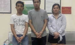 Sự bất thường phía sau căn phòng trọ của người phụ nữ nuôi 3 con nhỏ
