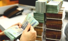 Vì sao nhiều nhân viên ngân hàng không gửi tiền vào nơi làm việc