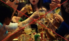 Sinh viên có bị cấm uống rượu bia không?