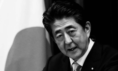  Đại sứ quán Nhật Bản tại Việt Nam mở sổ tang, viếng cựu Thủ tướng Abe Shinzo