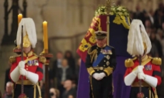 Anh đang chuẩn bị những gì cho triều đại Vua Charles III?