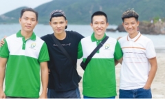 Chuyện làm du lịch của các chàng 