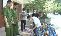 Thái Nguyên: Tạm giữ nhiều bình “khí cười” và thuốc lá điện tử không rõ nguồn gốc